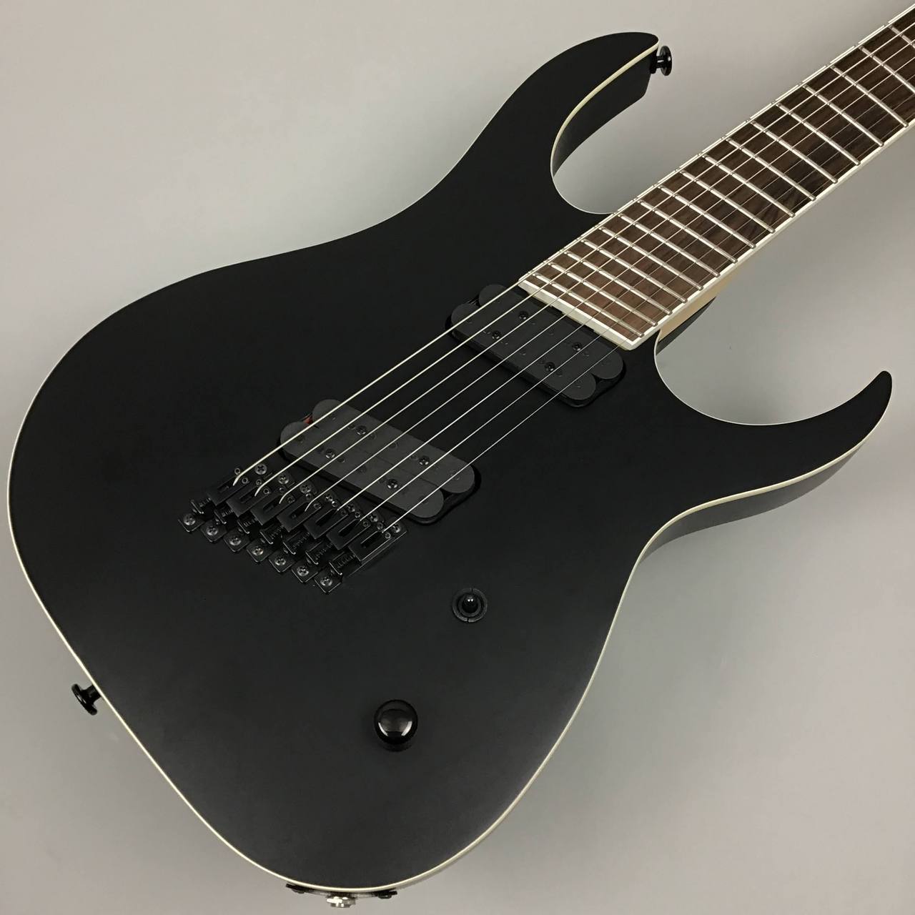 驚きの価格 Strictly 7 BLK Guitars S7G Series Cobra JS7 JS7 Japan