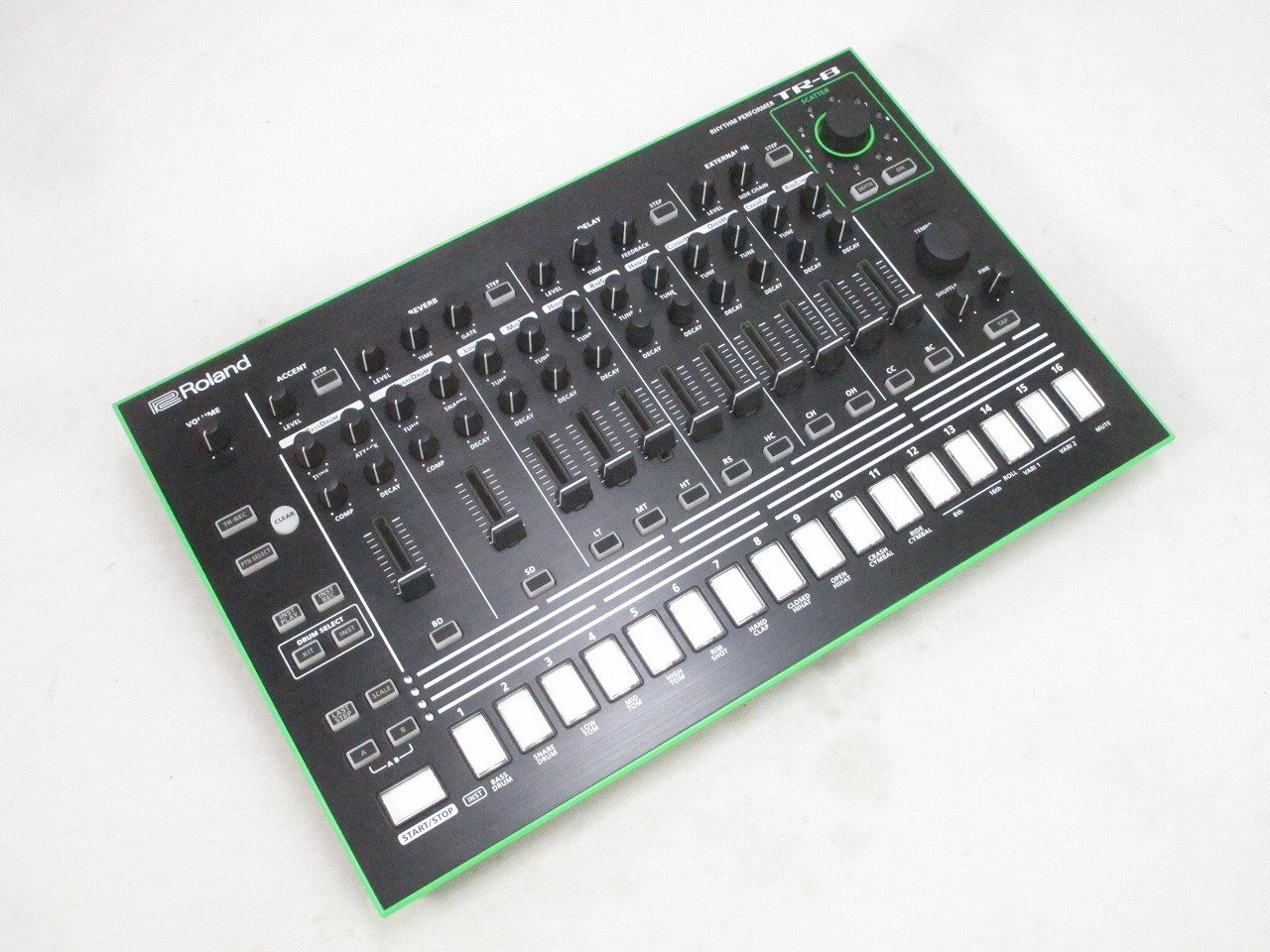 Roland AIRA Series TR-8 Rhythm Performer リズムマシン 【横浜店