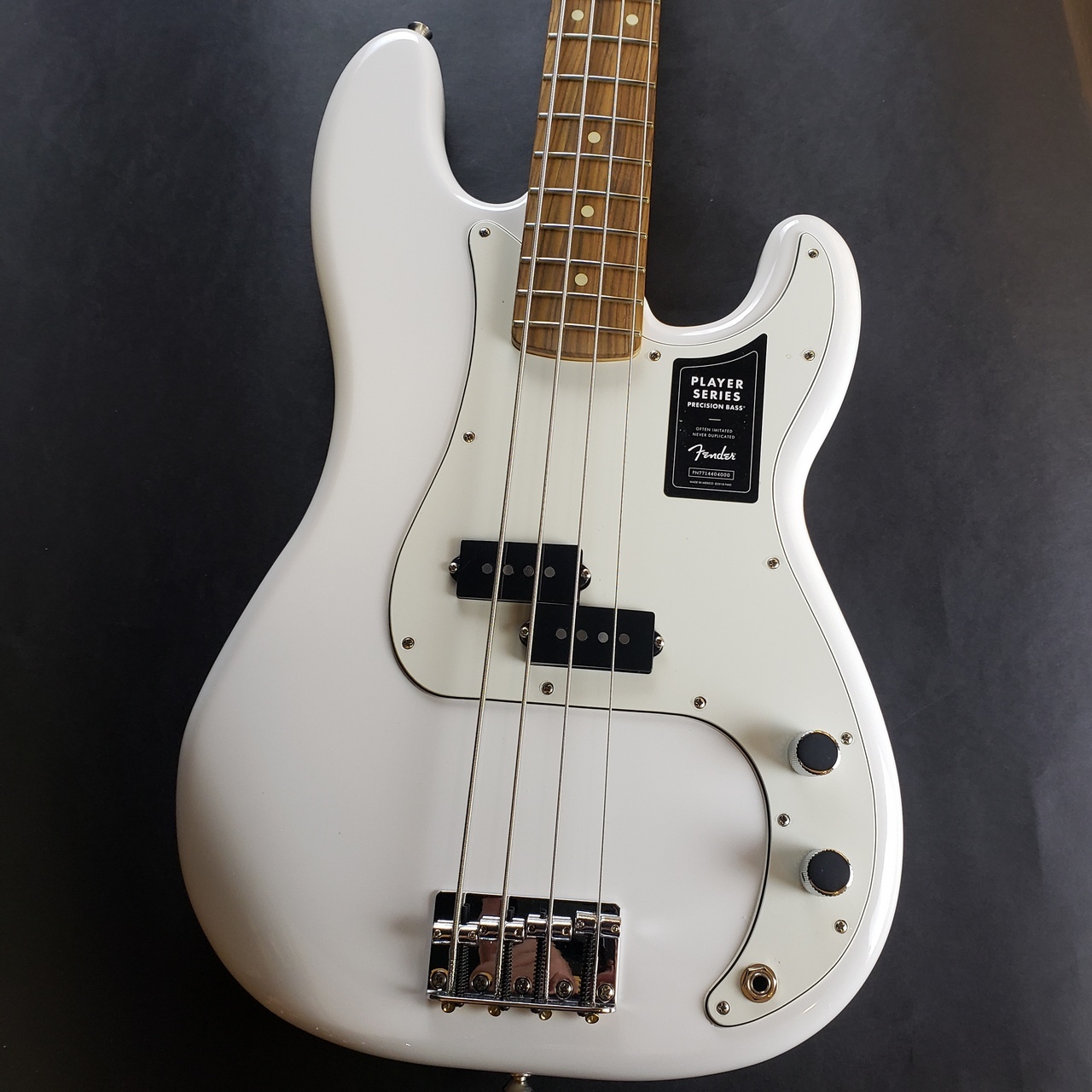 Fender Player Precision Bass Polar White【現物画像】（新品/送料