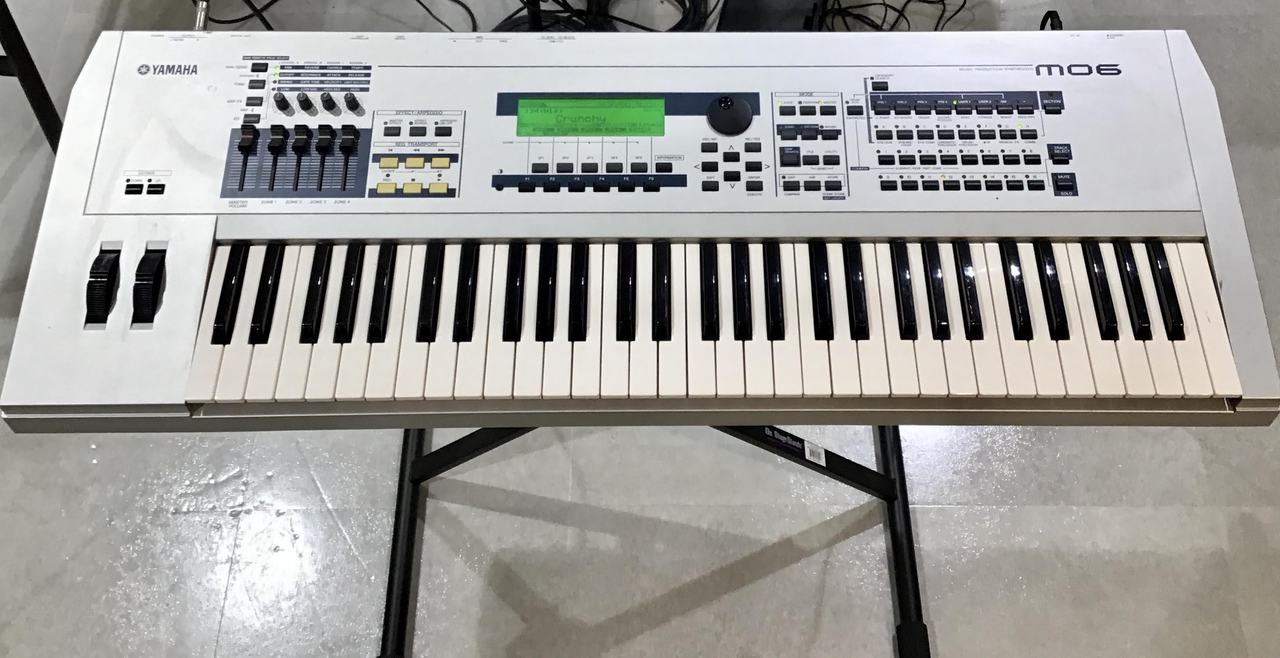 YAMAHA MO6（中古）【楽器検索デジマート】