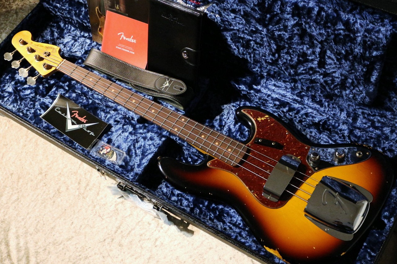 Fender Custom Shop 1962 Jazz Bass Relic -3 Color Sunburst