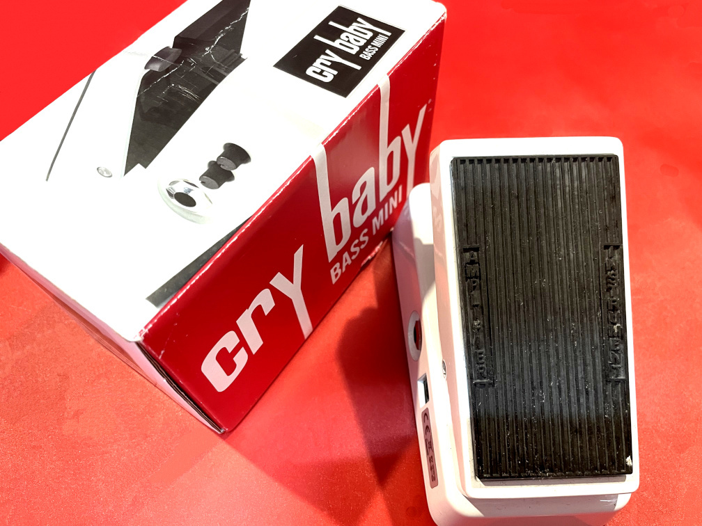 CBM105Q CRYBABY MINI BASS WAH