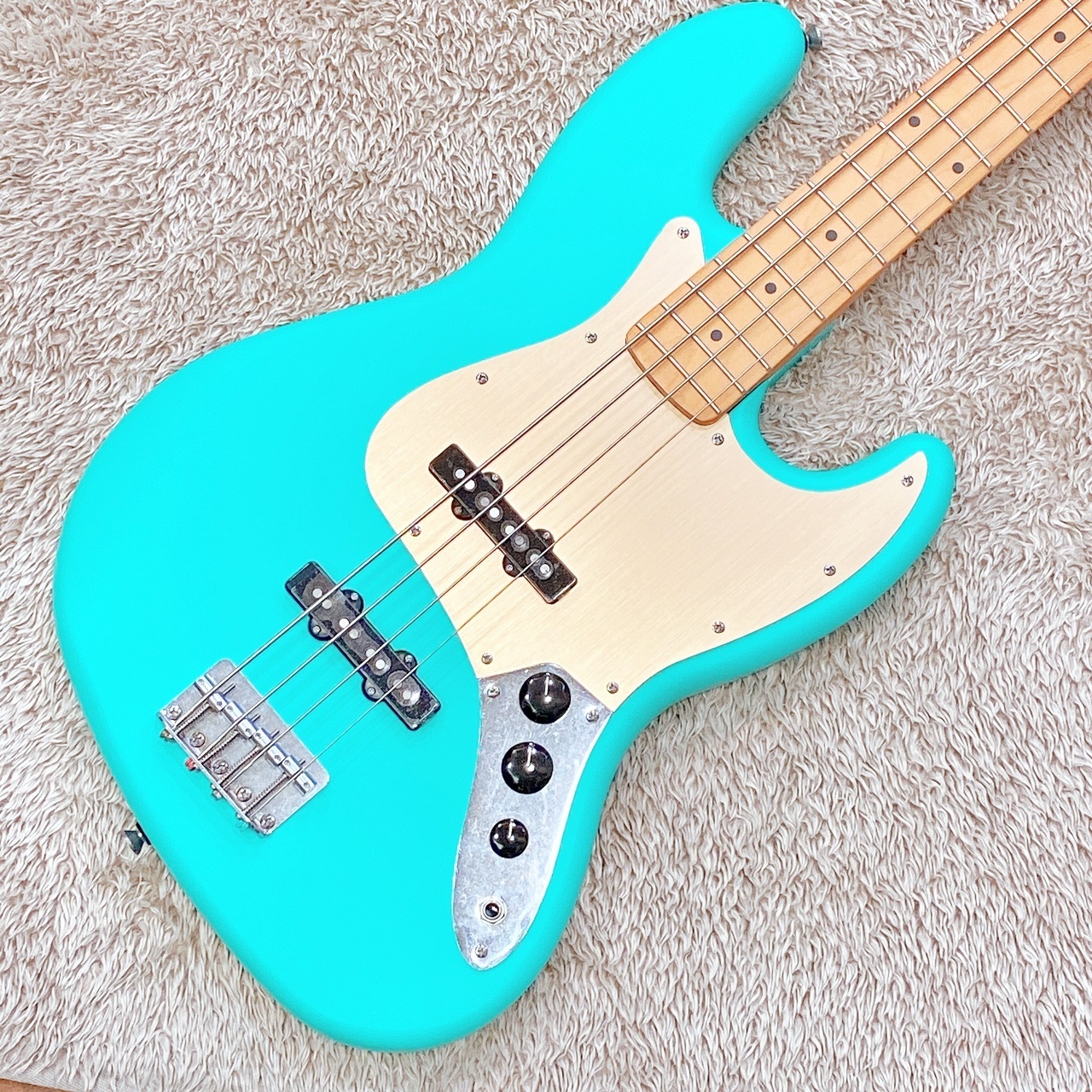 Squier by Fender 40th Anniversary Jazz Bass Vintage Edition Satin