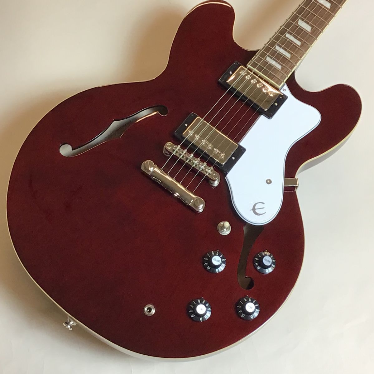 Epiphone Noel Gallagher Riviera エレキギター セミアコ ノエル