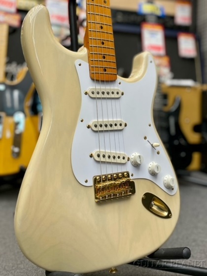 Fender American Vintage '57 Stratocaster 'Mod.' -White Blonde