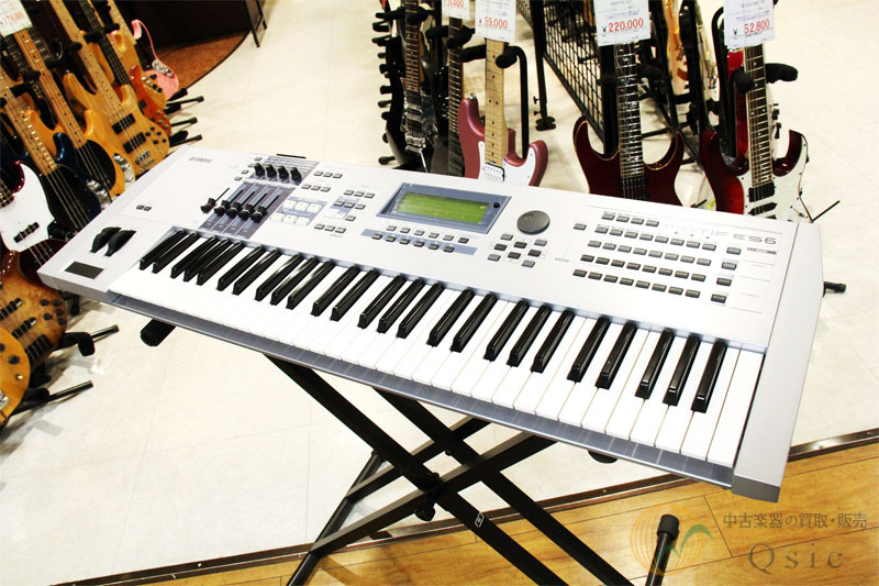 中古美品】シンセ ヤマハMOTIF XS6