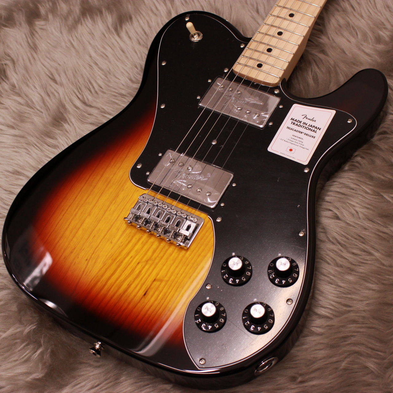 Fender Made in Japan Traditional 70s Telecaster Deluxe， Maple