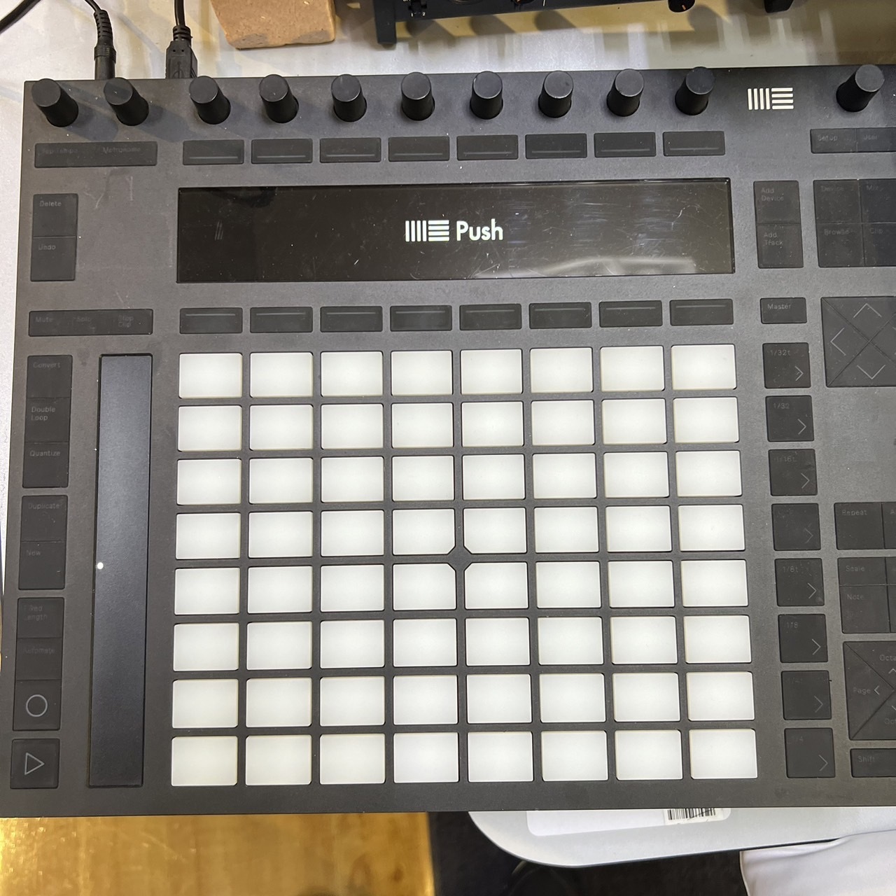 Ableton Push2 Liveコントローラー 楽曲制作 電子楽器 器材