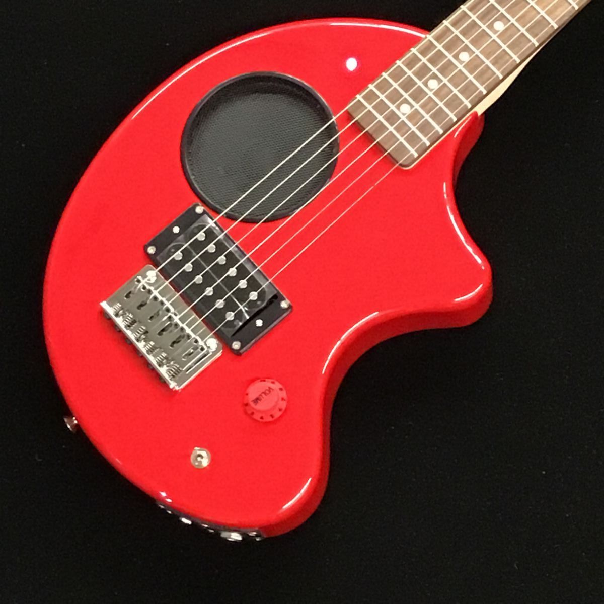 【美品】FERNANDES ZO-3 アンプ内蔵型ギター 電池/ソフトケース付