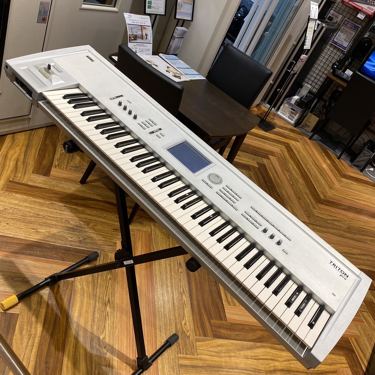 ジャンク KORG TRITON Le61 music warkstation閲覧ありがとうご