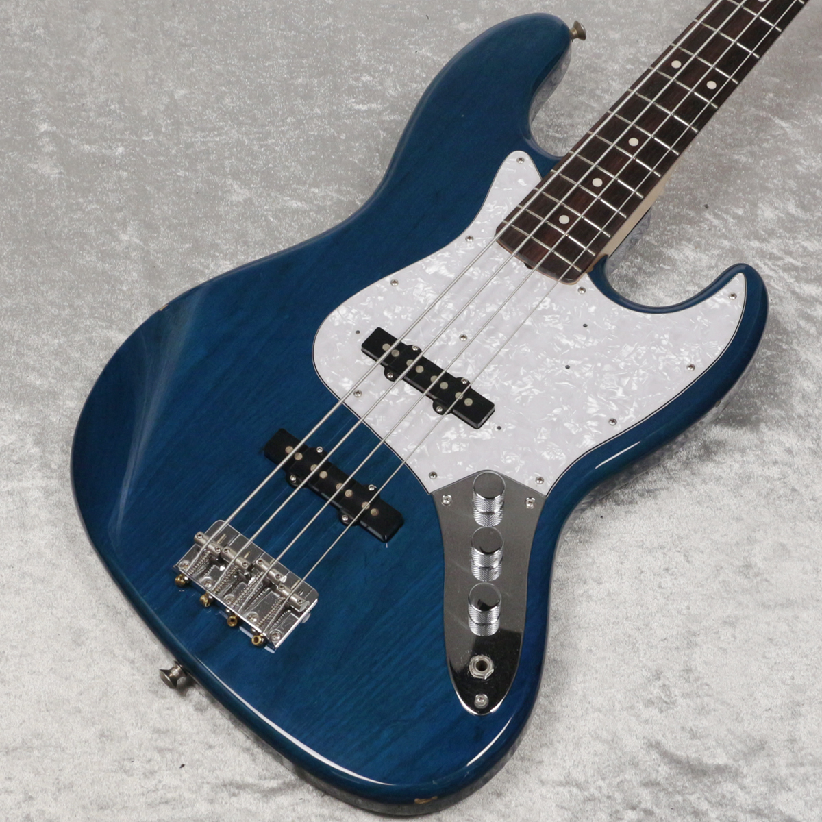 Fender Japan JB62 TBL ジャズベース-