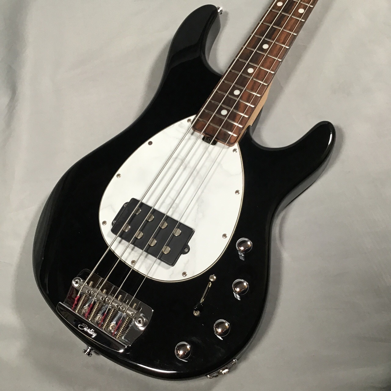 sterling by musicman ミュージックマンsb14 ベース-