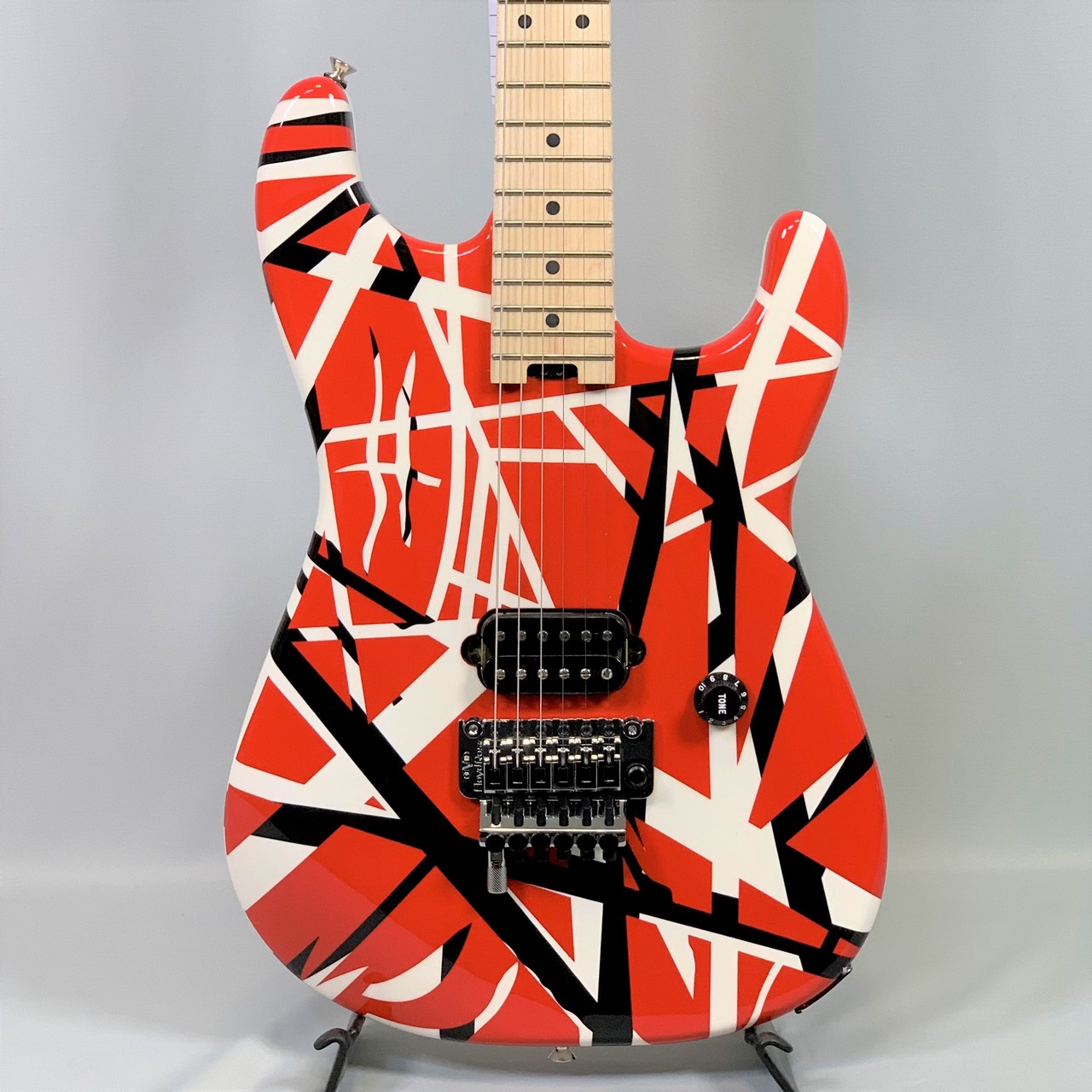 EVH Striped Series Red with Black Stripes（新品特価）【楽器検索