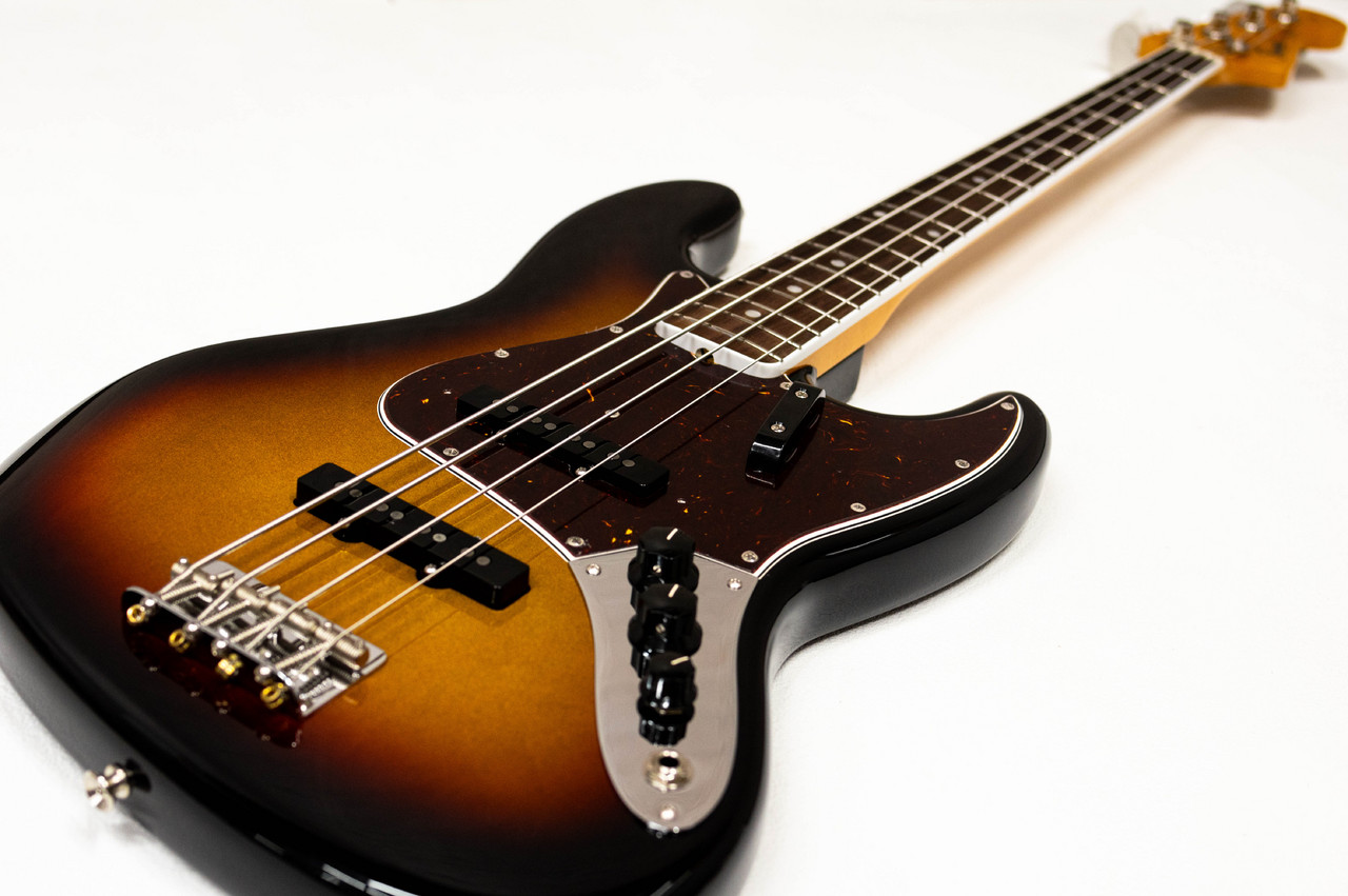 Fender Fender American Vintage II 1966 Jazz Bass 3-Color Sunburst ...
