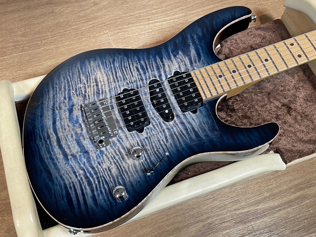 Suhr JST Modern Plus【Faded Trans Whale Blue Burst / Roasted Maple ...