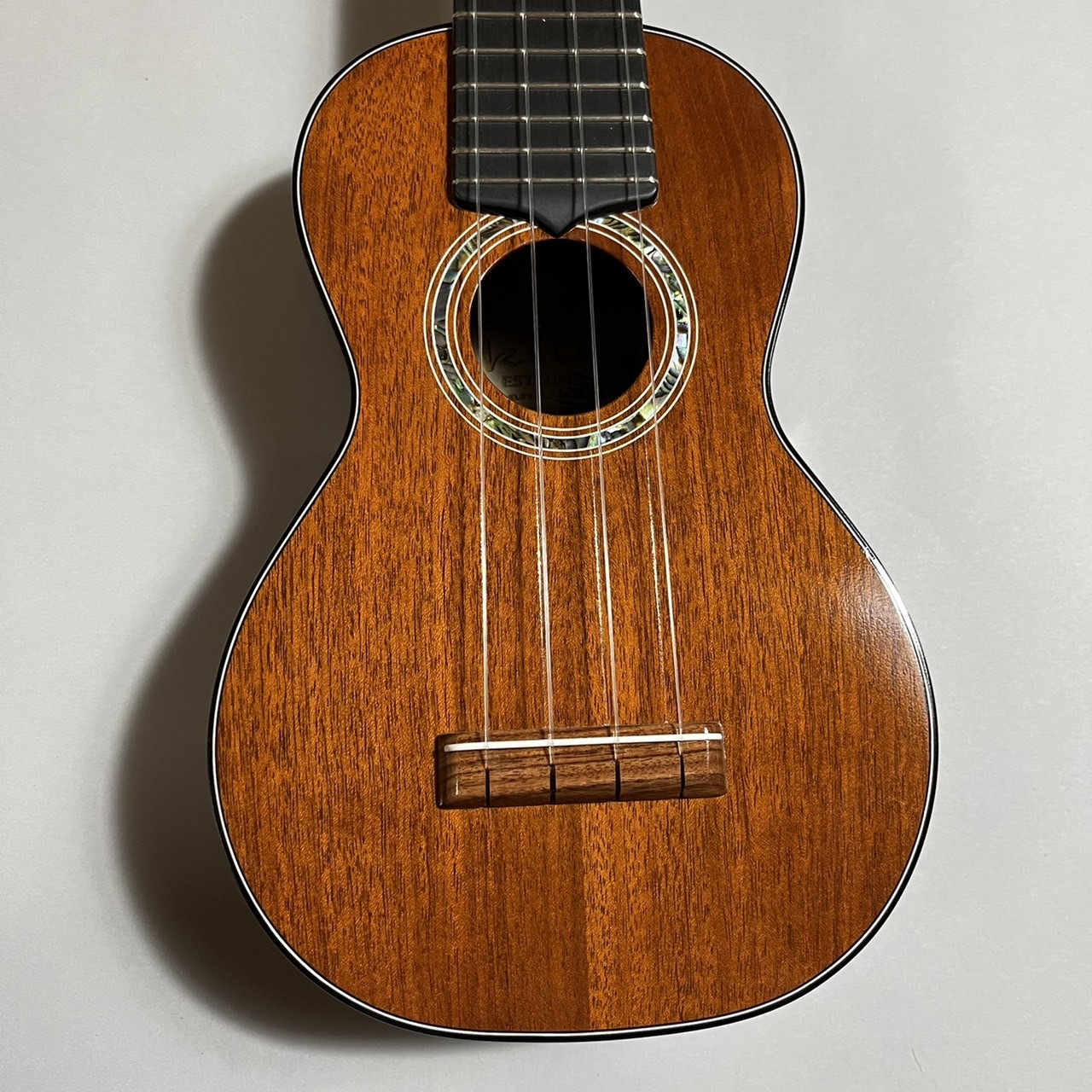 超歓迎 【希少】T's Ukulele ティーズ ウクレレ SD-100 高橋信治氏制作 