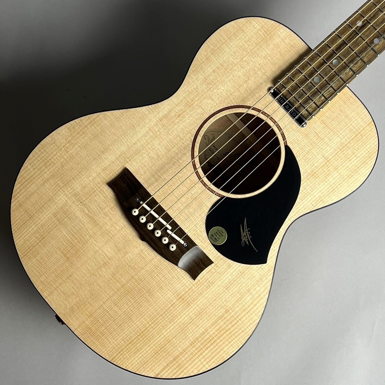 Maton  メイトン ミニギター  EM6