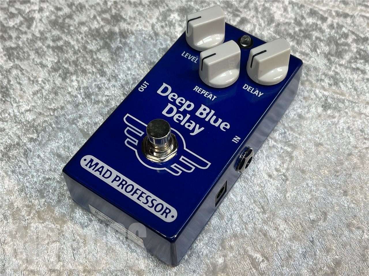 MAD PROFESSOR DEEP BLUE DELAY