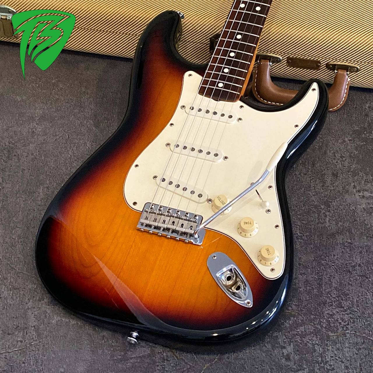 Fender USA American Vintage 62 Stratocaster 3-Color Sunburst 1997