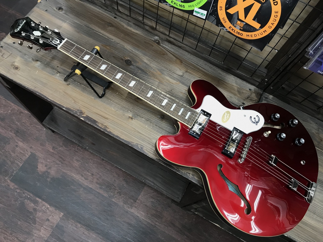 Epiphone Riviera（新品/送料無料）【楽器検索デジマート】