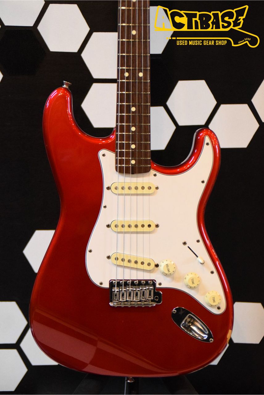 美品 Fender japan ST-43 CAR ストラトキャスター楽器/器材 - エレキギター