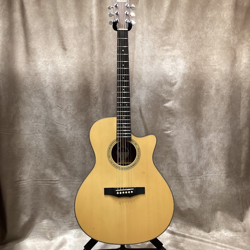 MORRISのアコースティックギターS-40、美品です。コメントありがとう 