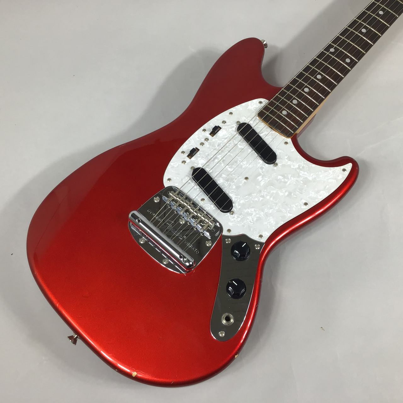 中華のおせち贈り物 Fender ハムバッカー搭載モデル MG69 Mustang Japan ギター