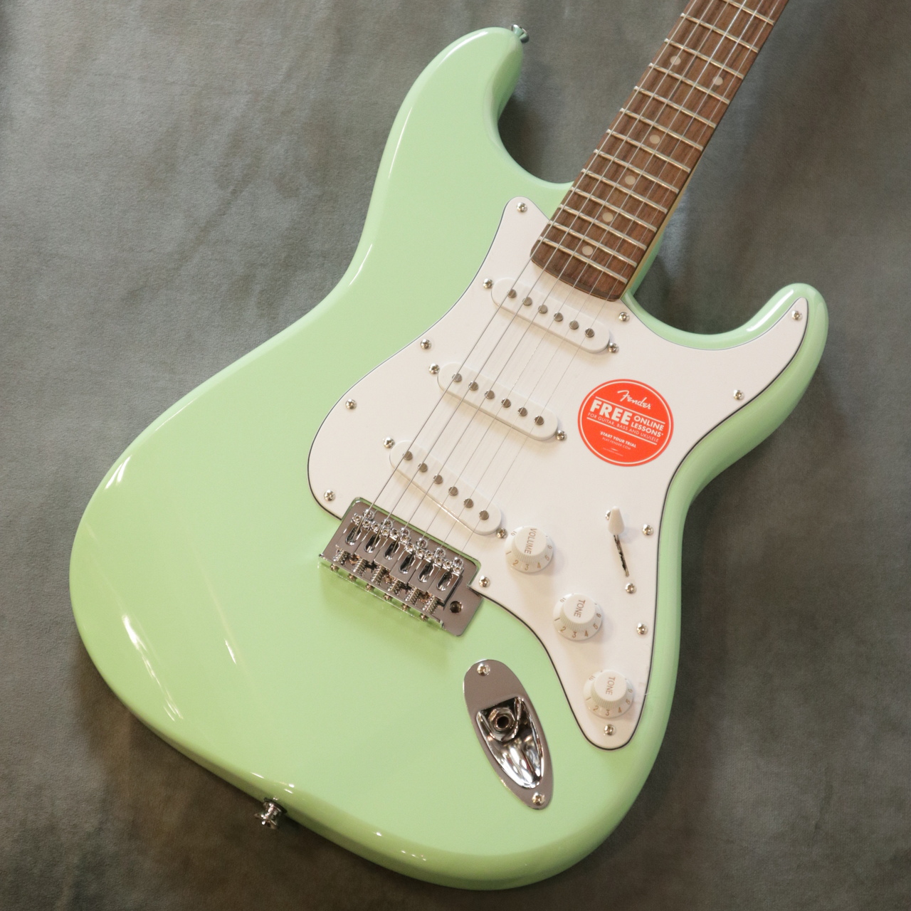 Squier by Fender AFFINITY SERIES STRATOCASTER Surf Green（新品