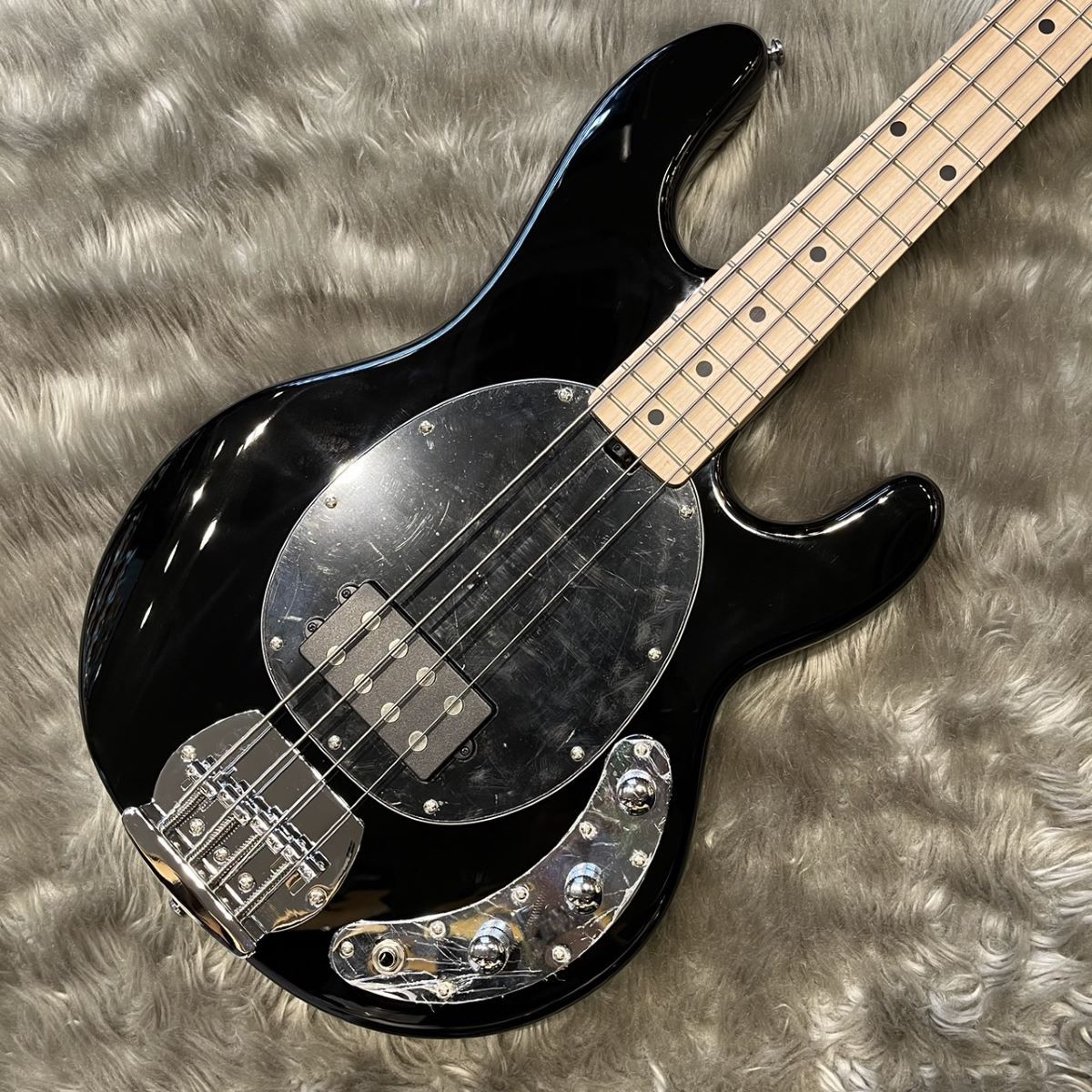 Sterling by MUSIC MAN STINGRAY RAY4 BK エレキベースSUB RAY4（新品