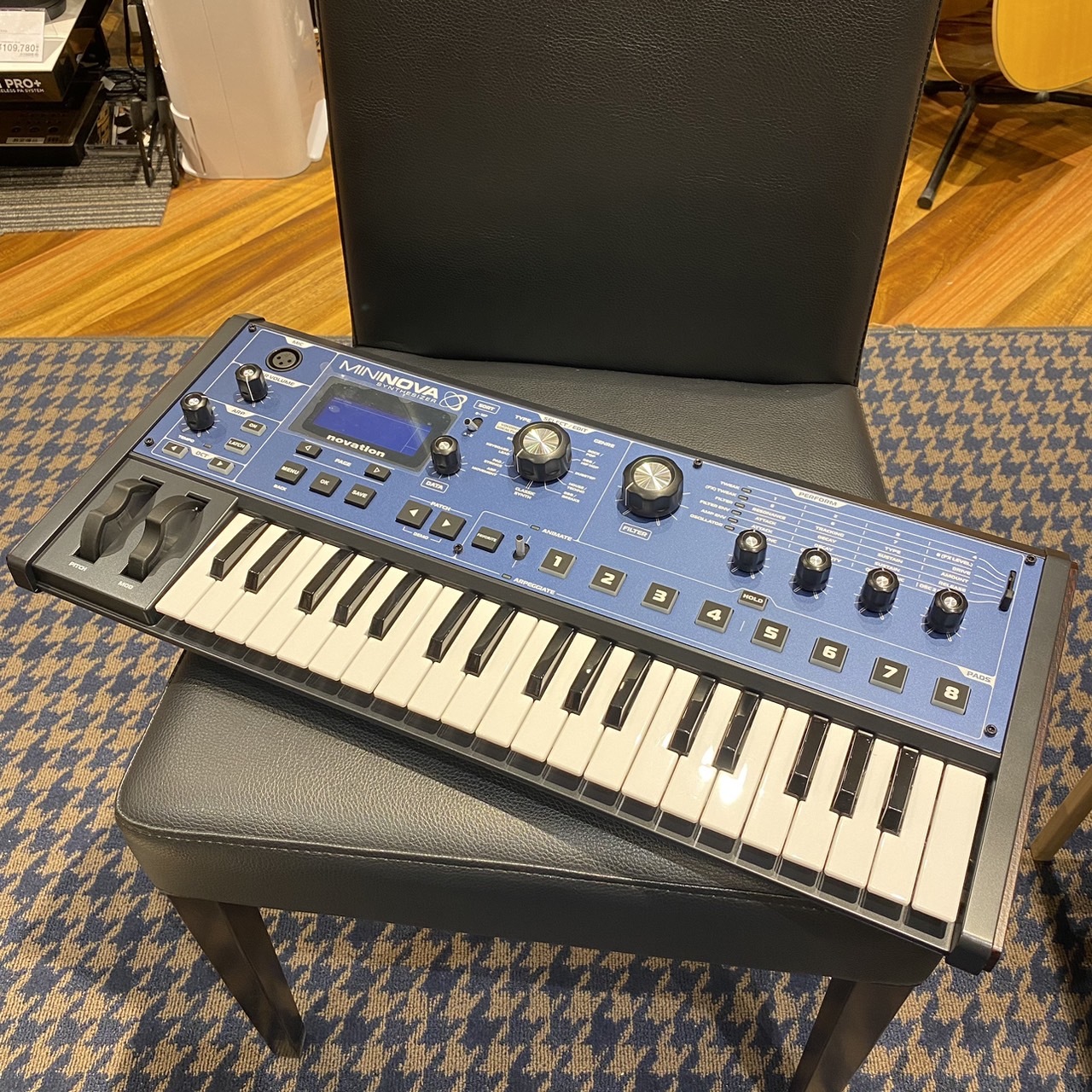 Novation MiniNova【現物画像】（中古/送料無料）【楽器検索デジマート】