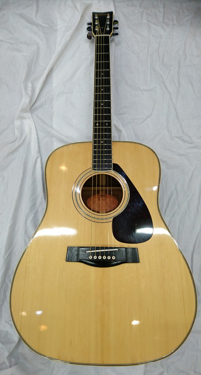 YAMAHA アコースティックギター　FG-201