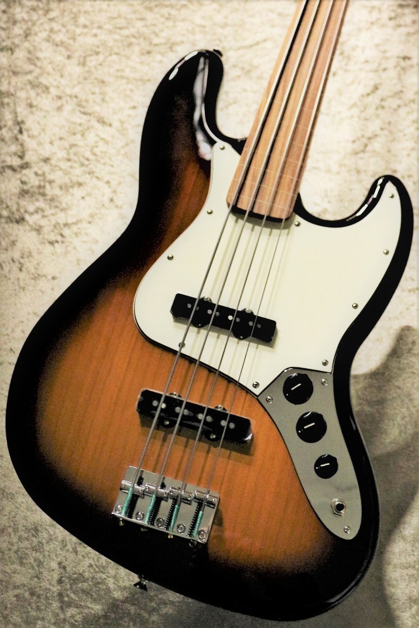 Fender Japan ジャズべ フレットレスよろしくお願いします