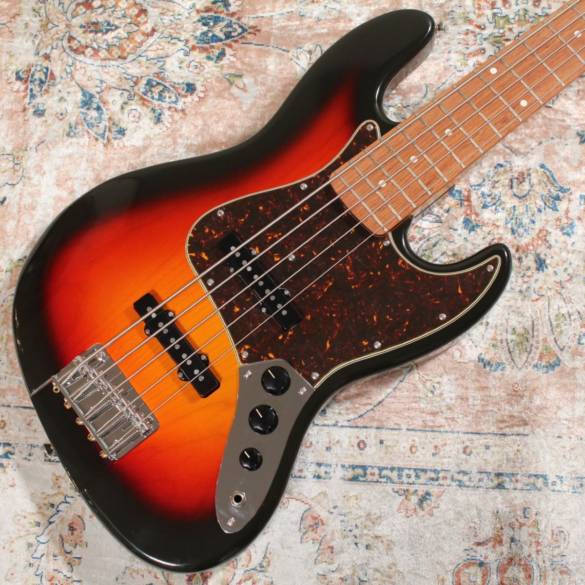 ヴァンザント ジャズベース White Guitars Shop Order】Vanzandt JBV-R2 - Black / Matching