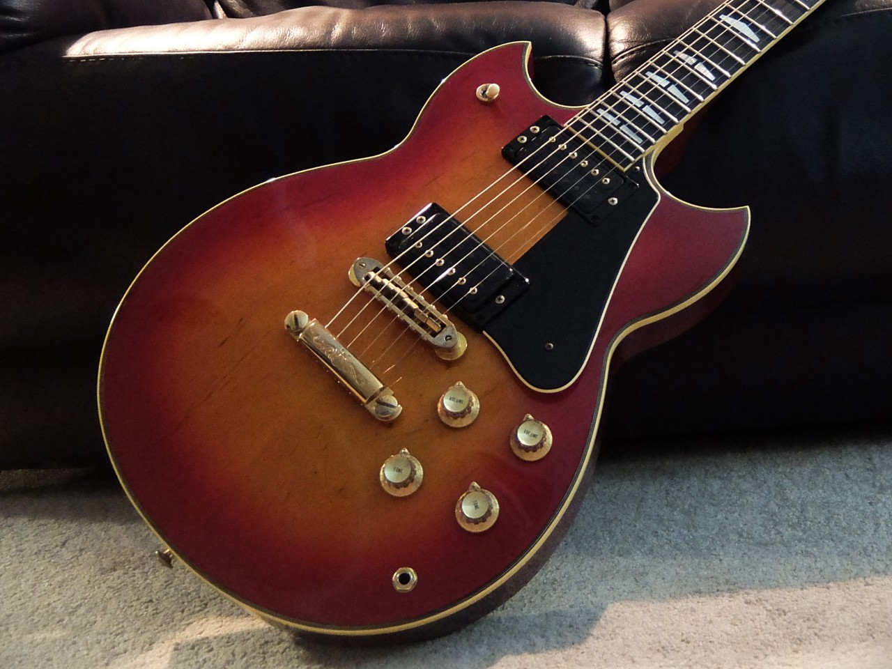 YAMAHA SG1000 日本製 1979年 レッドサンバースト Yahoo!オークション - YAMAHA SG1000 レッドサンバースト 純正