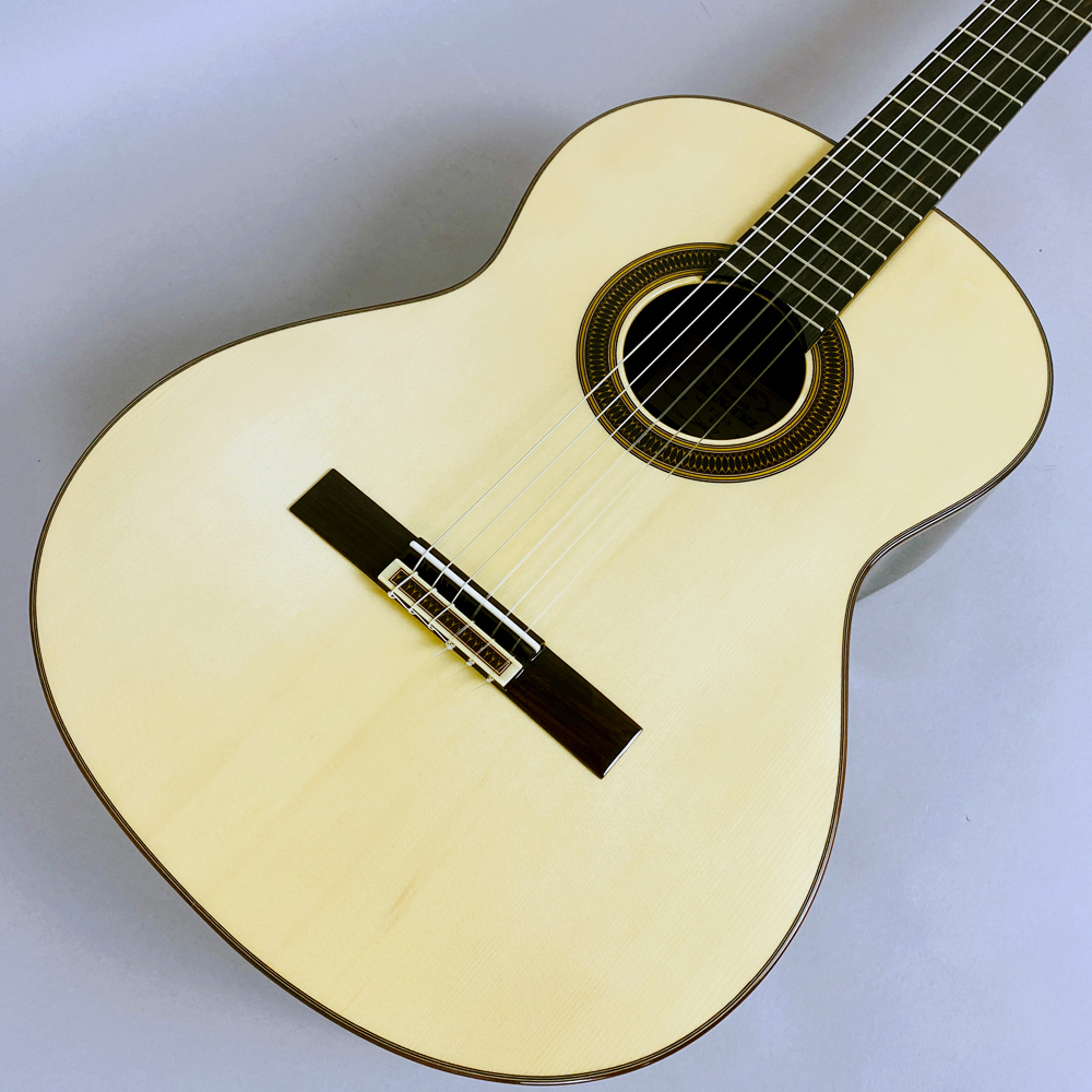 P-52【ご来店頂ける方限定】YAMAHAのアコースティックギターです