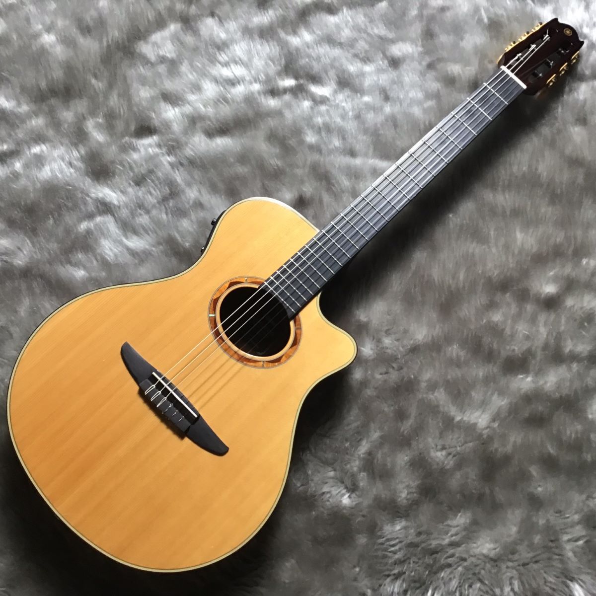 YAMAHA NTX1200R[良品]エレガットギター（中古/送料無料）【楽器検索 