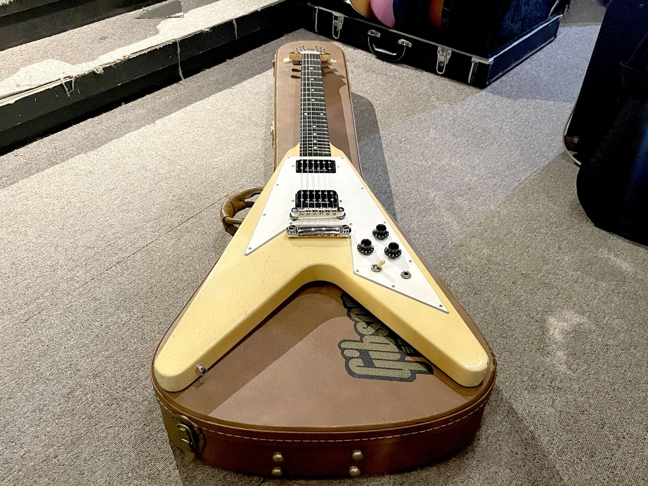 Gibson 67' Flying V Classic White Ebony Fingerboard 1997（中古