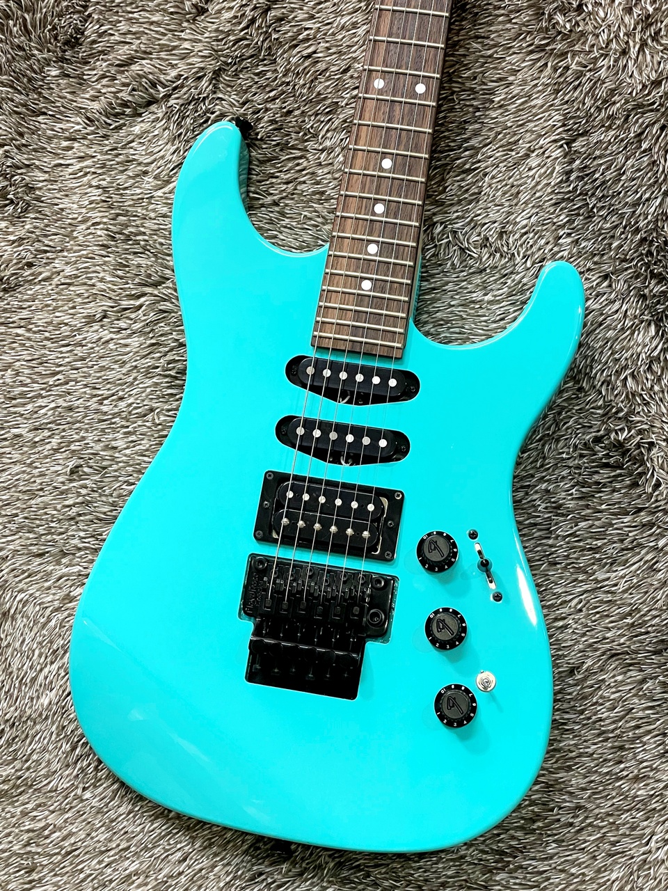 Fender Limited Edition HM Strat Ice Blue Metallic アウトレット