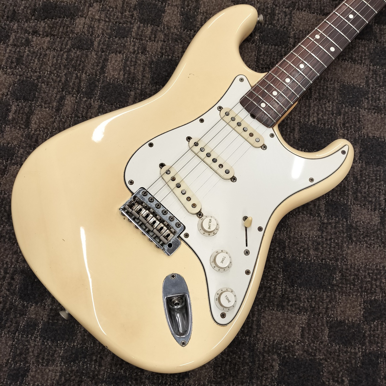Fender Stratocaster 風エレキギター Amazon | Fender エレキギター Vintera® '50s Stratocaster