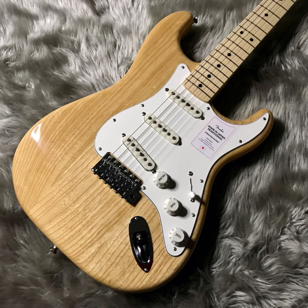 Fender Japan Stratocaster コンポーネントギター変更点