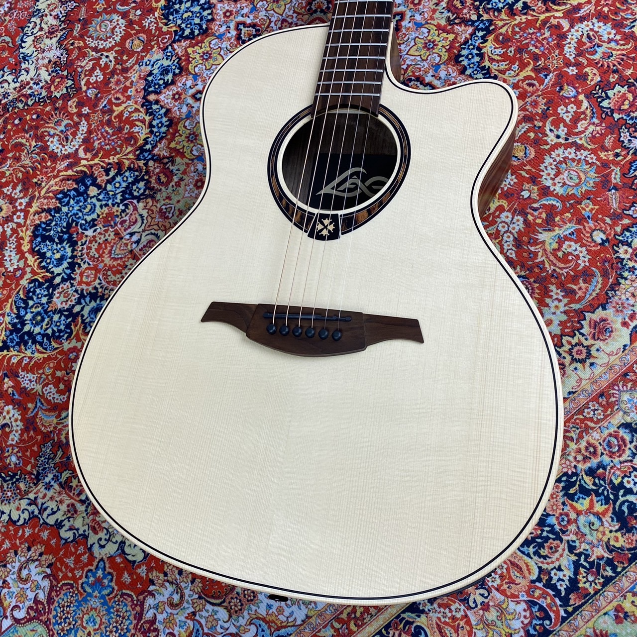 ハードケース付 美品 LAG Guitars T270ASCE ラグギター introstyle.lt