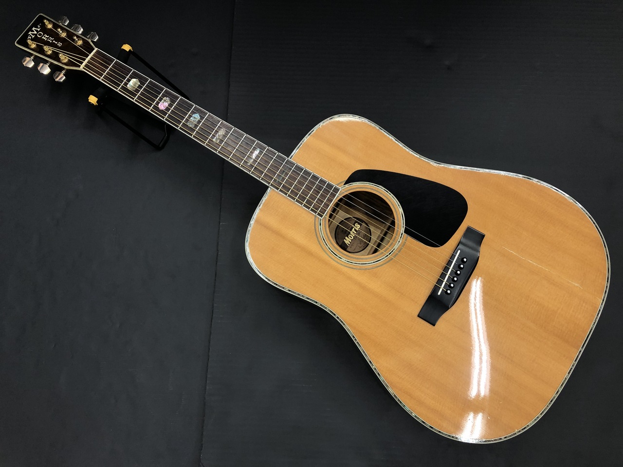 発送【奇跡の逸品】極上品 Morris  TF-801 アコースティックギター