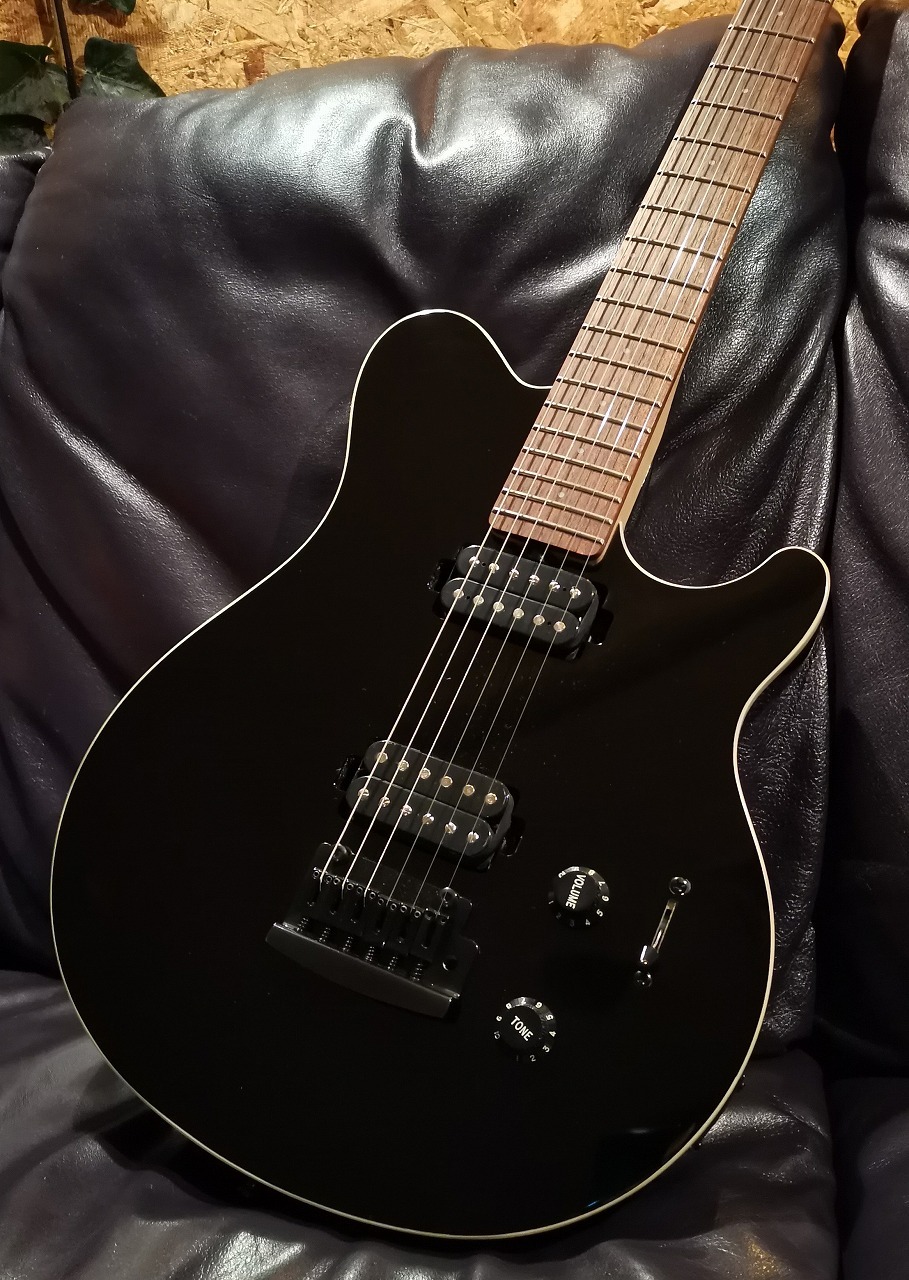 Sterling by MUSIC MAN S.U.B. Series AX3S（B級特価/送料無料）【楽器