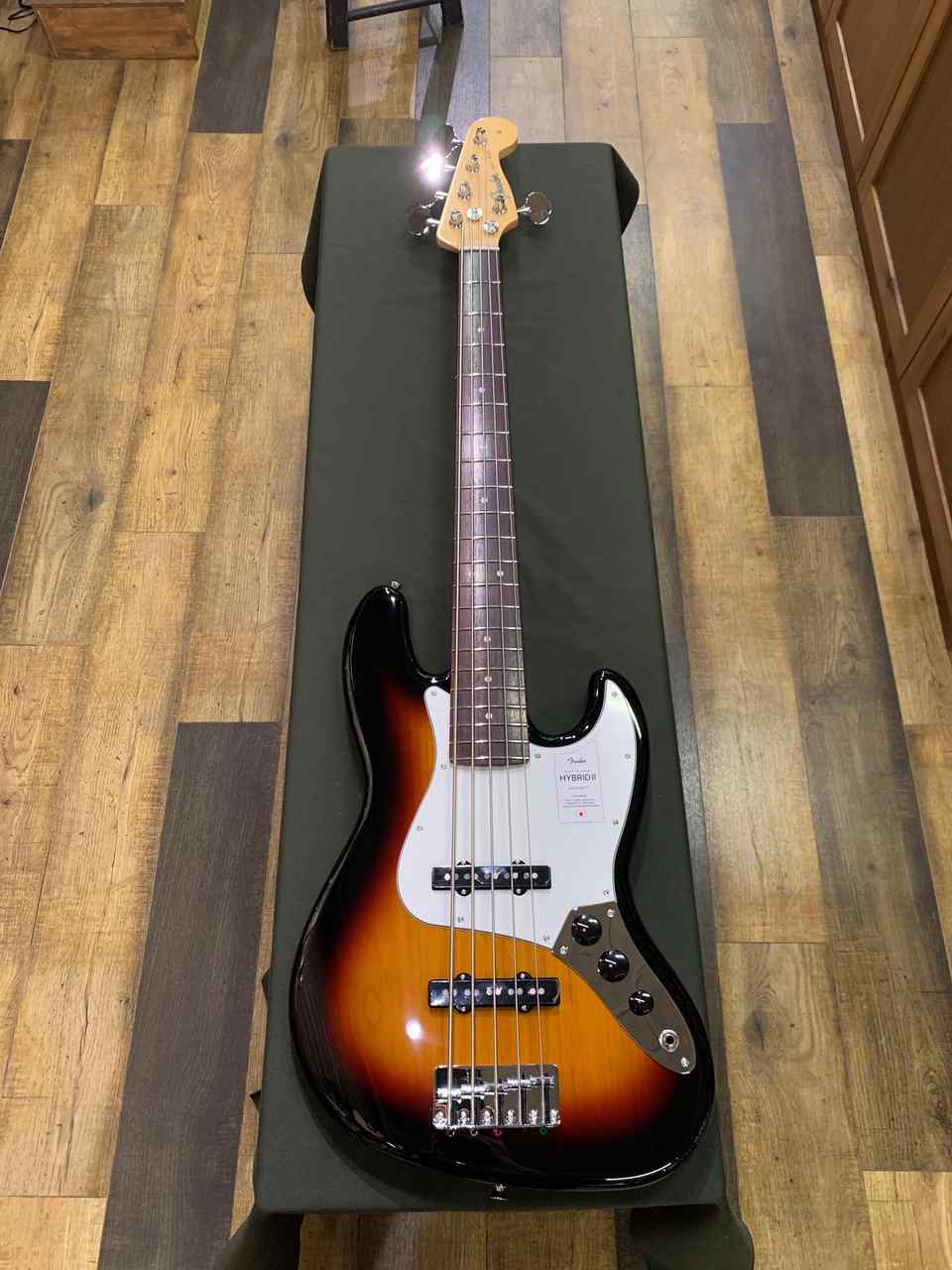 Fender MADE IN JAPAN HYBRID II JAZZ BASS V 3Tone Sunburst（新品