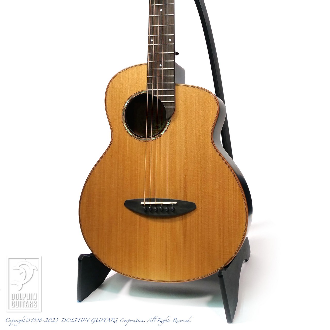 aNueNue M100 Original Series Spruce Mahogany Guitar