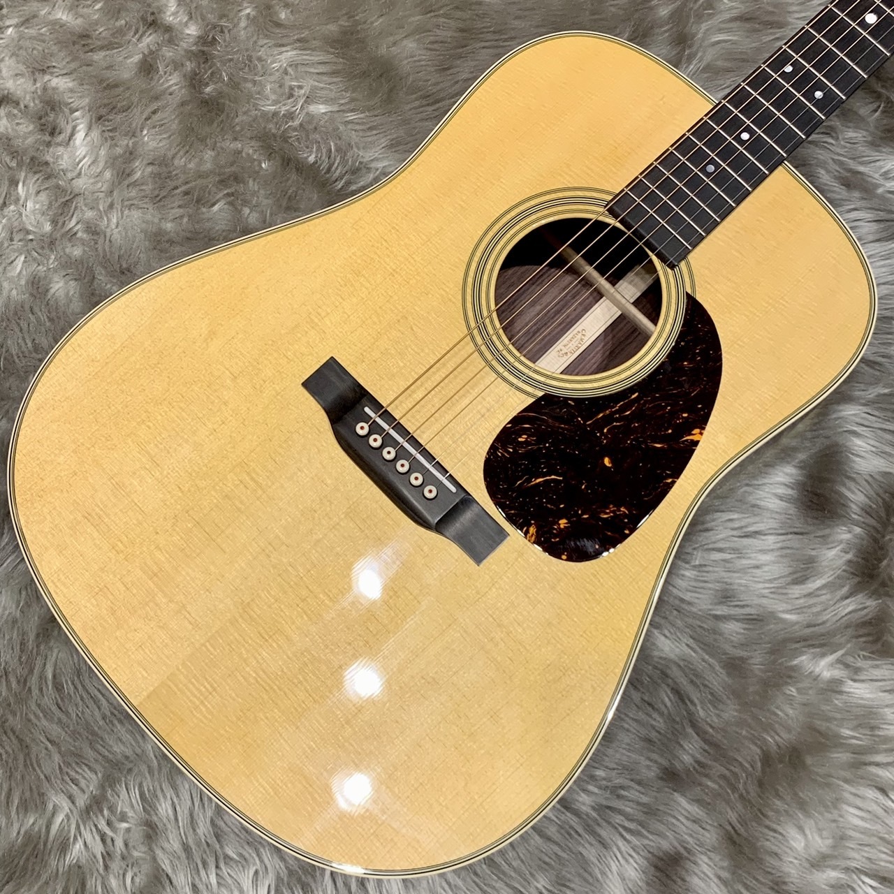 Martin D-28 Standard アコースティックギター（新品/送料無料）【楽器