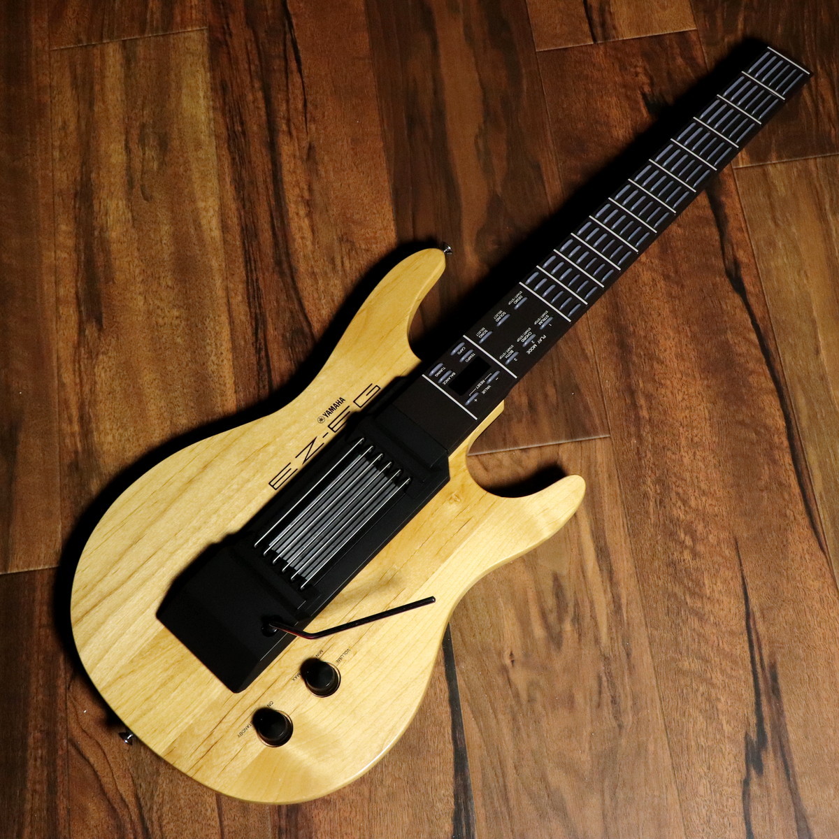 EZ EG 光るギター YAMAHA ストラップ付き 販売専門店 おもちゃ・ホビー