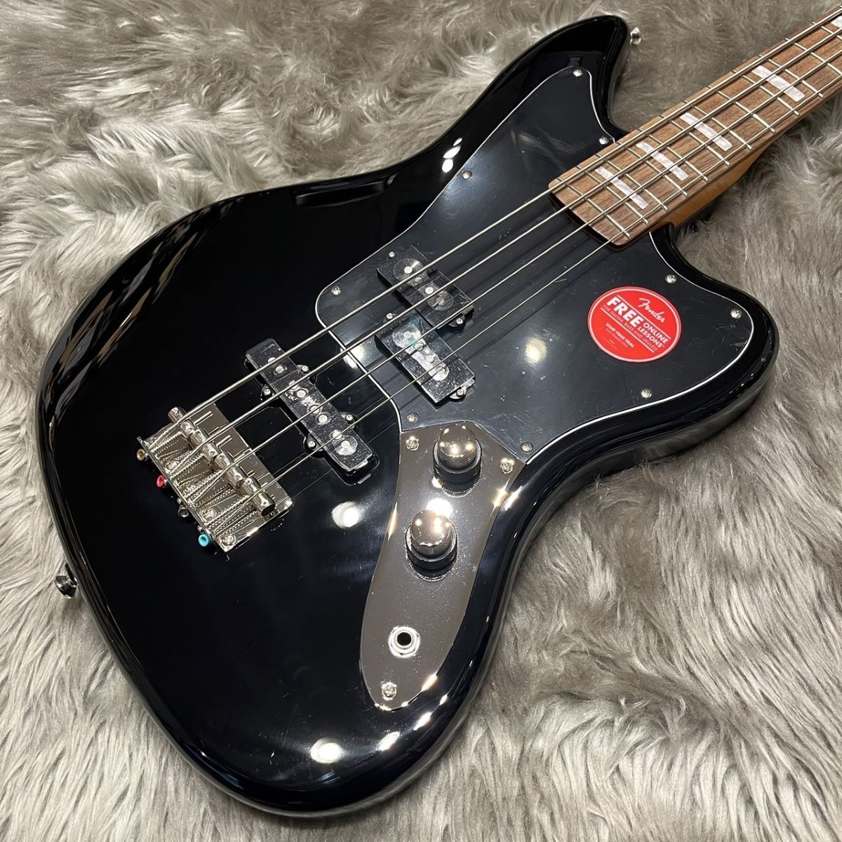 Squier by Fender Classic Vibe Jaguar Bass Laurel Fingerboard Black