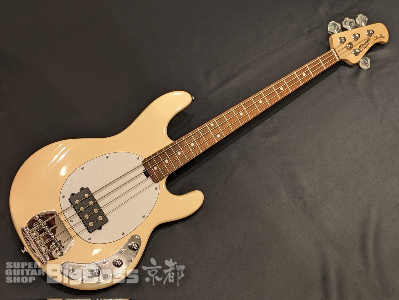 Sterling by MUSIC MAN SUB STINGRAY RAY4 / Vintage Cream（新品/送料