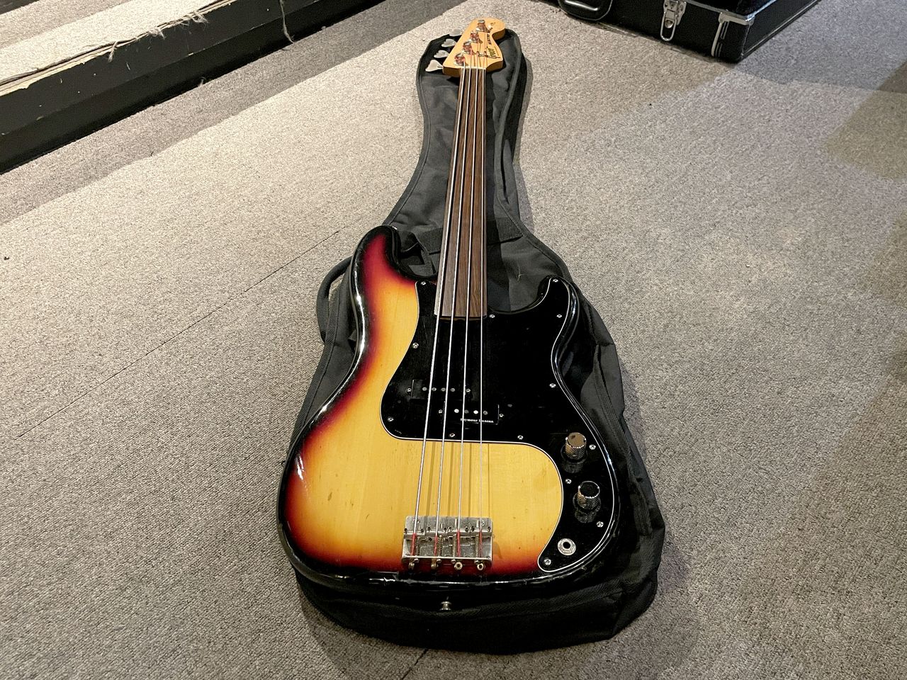 Greco mercury bass 77年製 - ベース